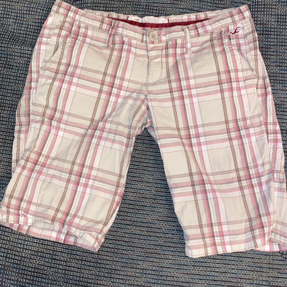 Hollister shorts.